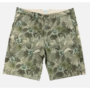 Tommy Bahama Mens 28 Lake Como Camo Tea‎ Leaf Green Shorts NWT